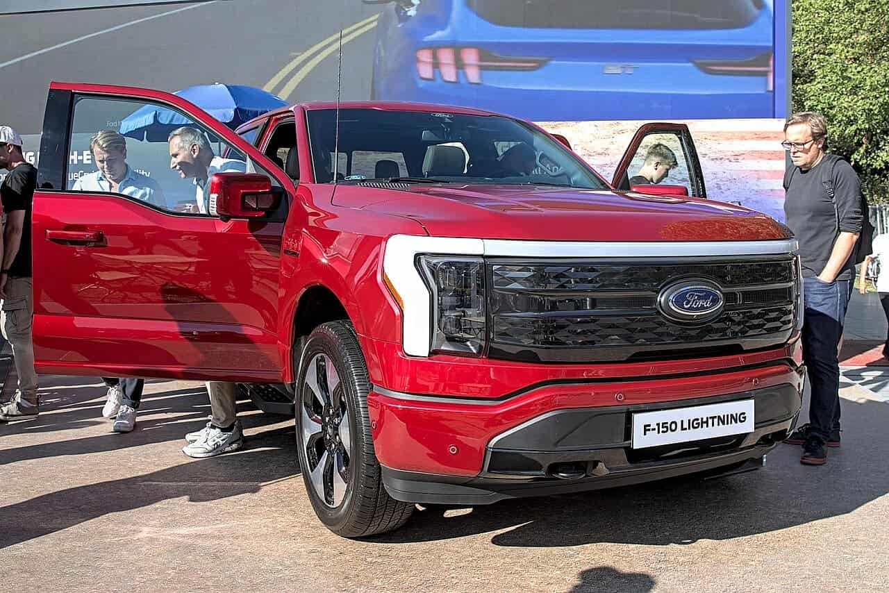 2025 Ford F-150 Lightning