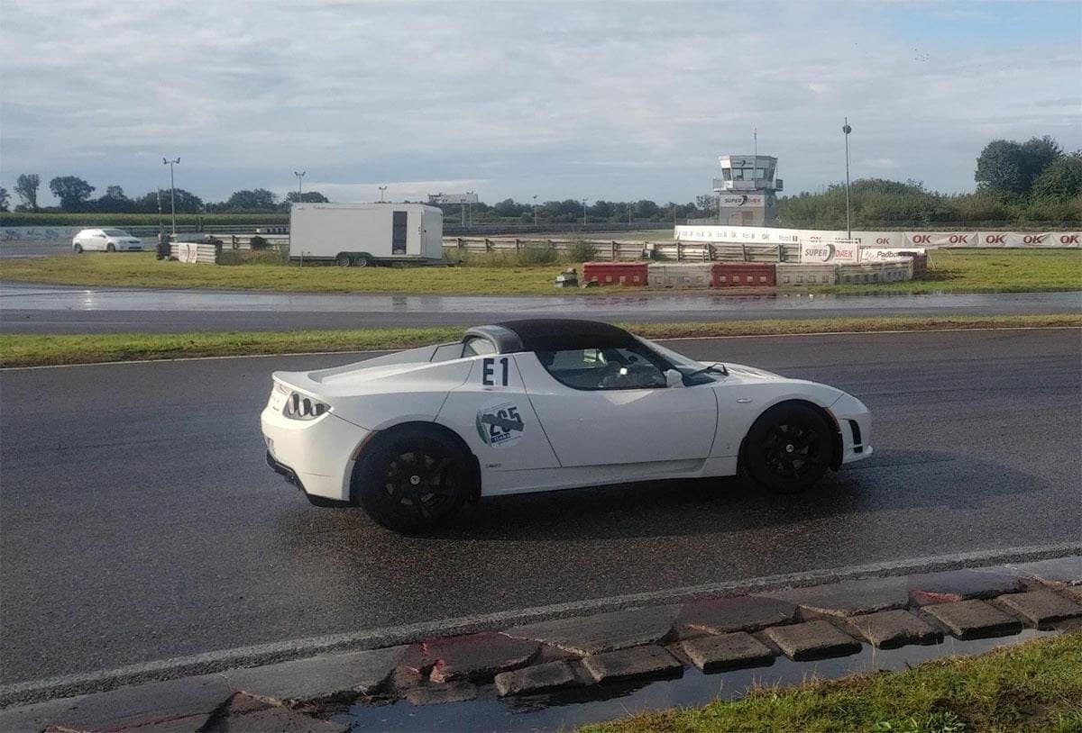 2011 Tesla Roadster